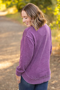 Vintage Wash Pullover in Purple