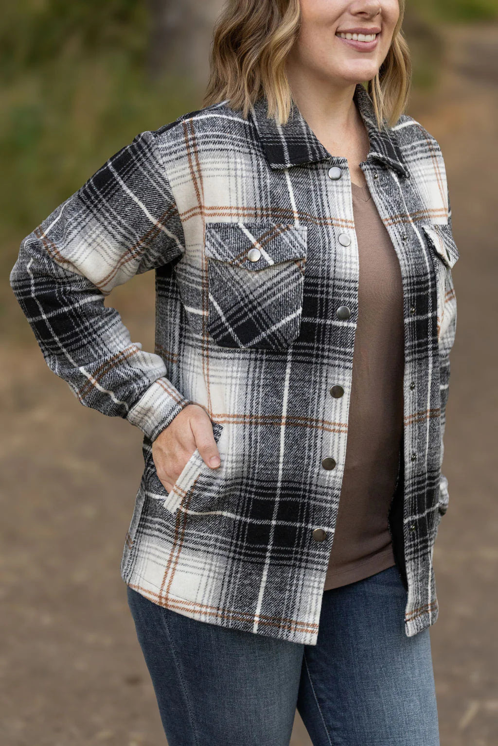 Norah Plaid Shacket - Black and Gold