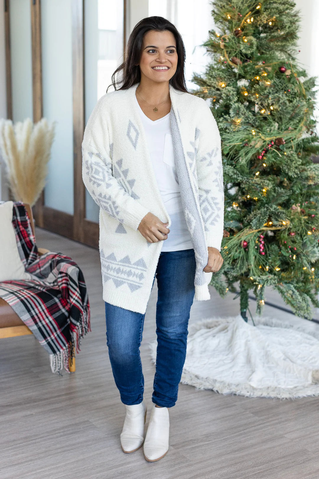 Blanket Cardigan - Ivory Aztec