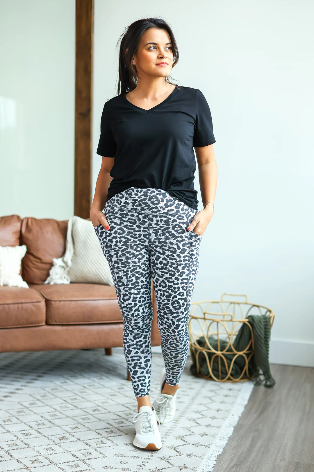 Athleisure Leggings - Snow Leopard