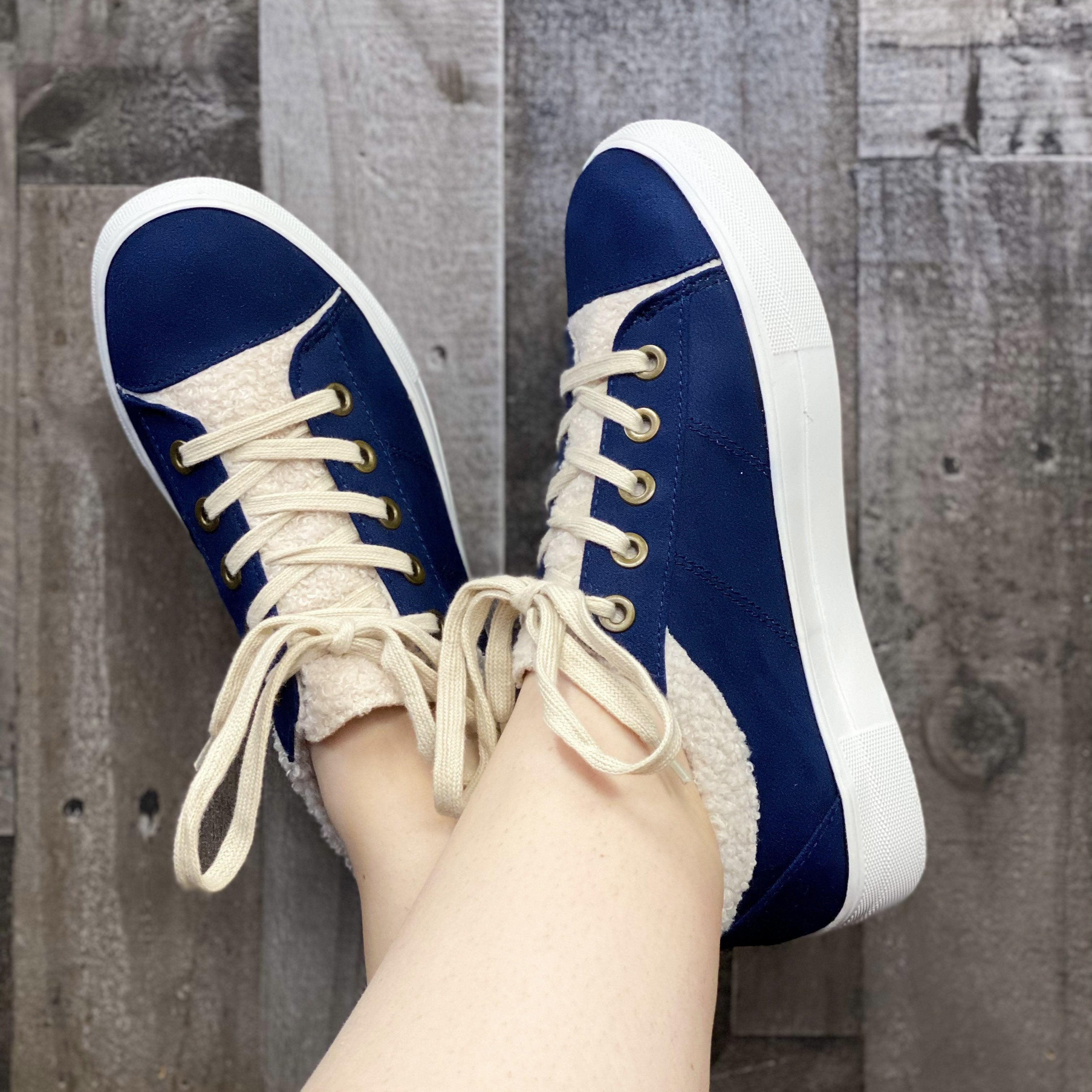 All Fluffed Up Sneakers in NAVY