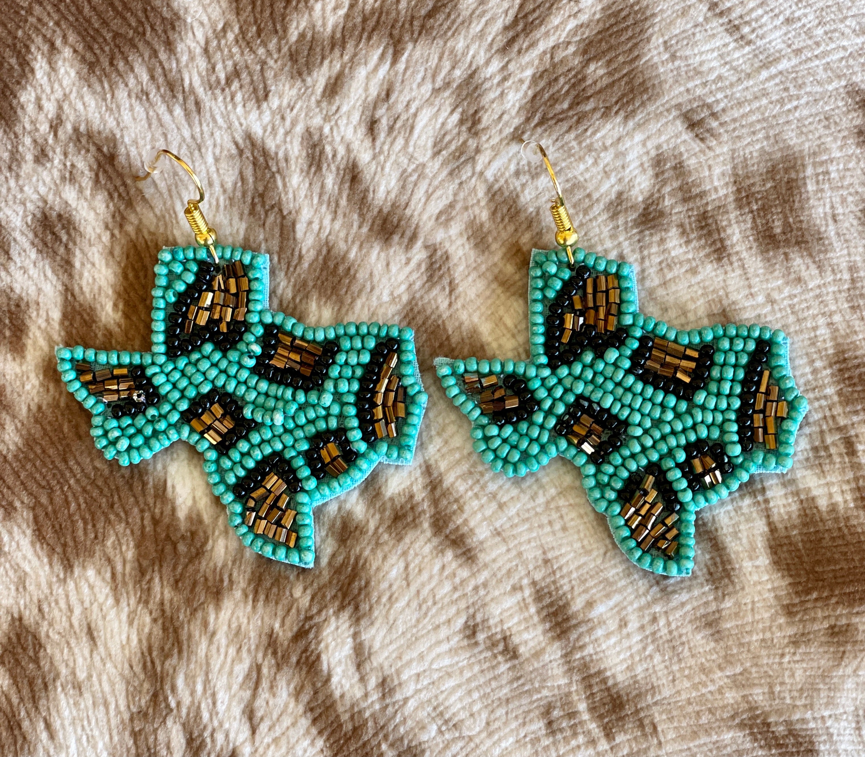 Texas Leopard Earrings in Mint